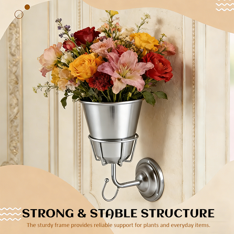 🌿 Golden Wall Bloom Vase – Sculptural Metal Wall Planter