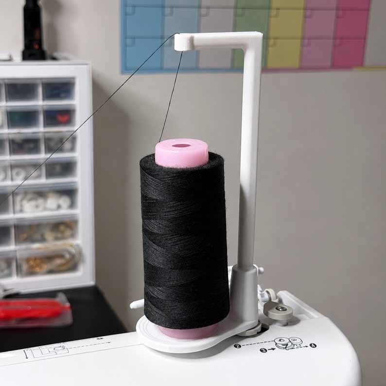 Keep Your Thread Steady & Avoid Tangling Instantly! 🧵✨